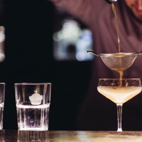 Fine cocktail drinks in Dusseldorf for a stag do